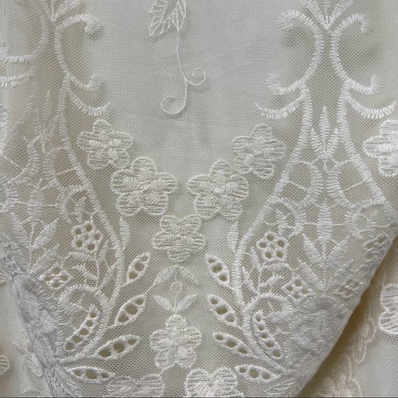 Mesh Embroidered Cami - Picture 3 of 3